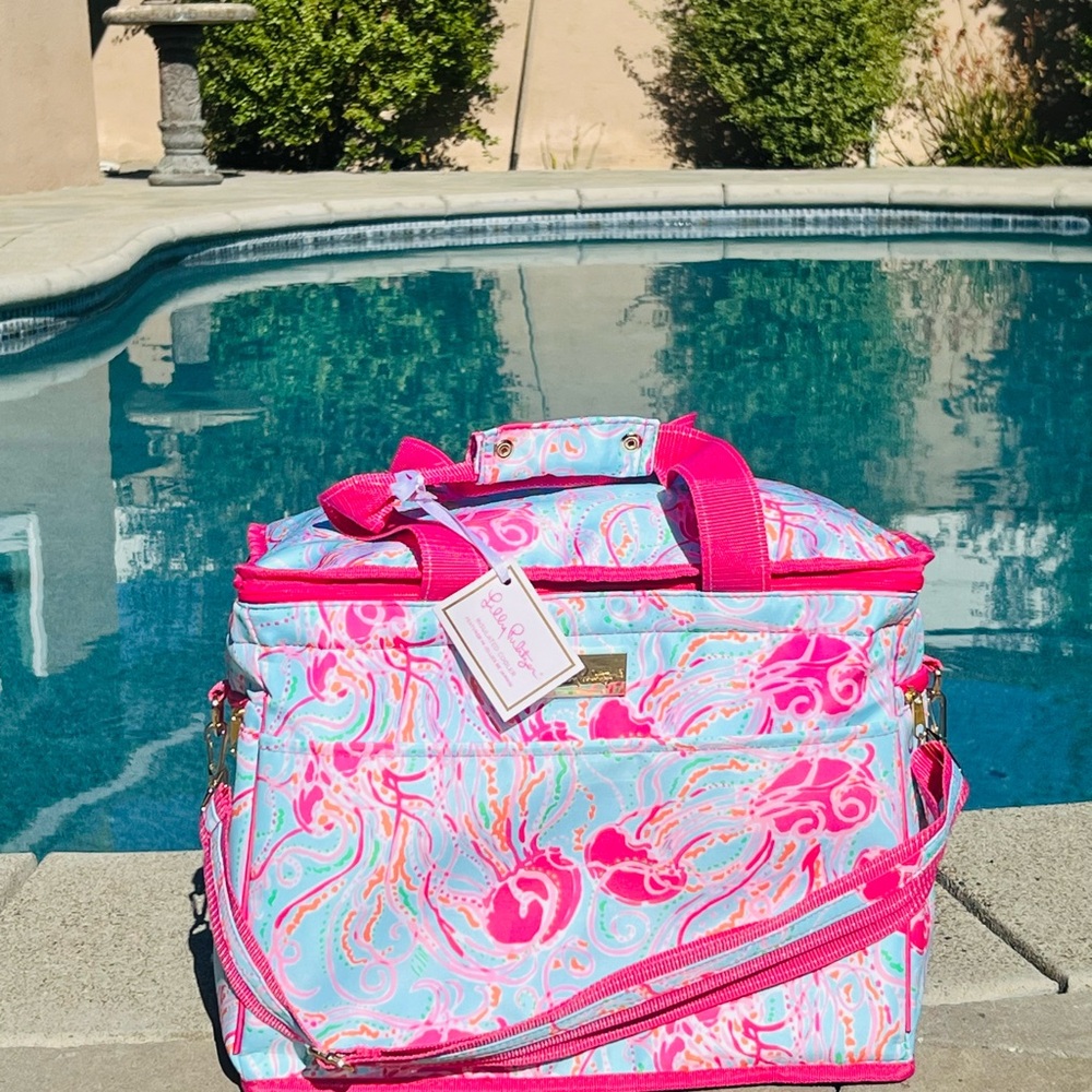 Lilly Pulitzer cooler - Picture 6 of 6